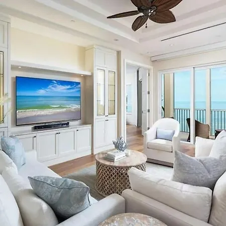 Beachfront Penthouse With Gulf Views In Barefoot